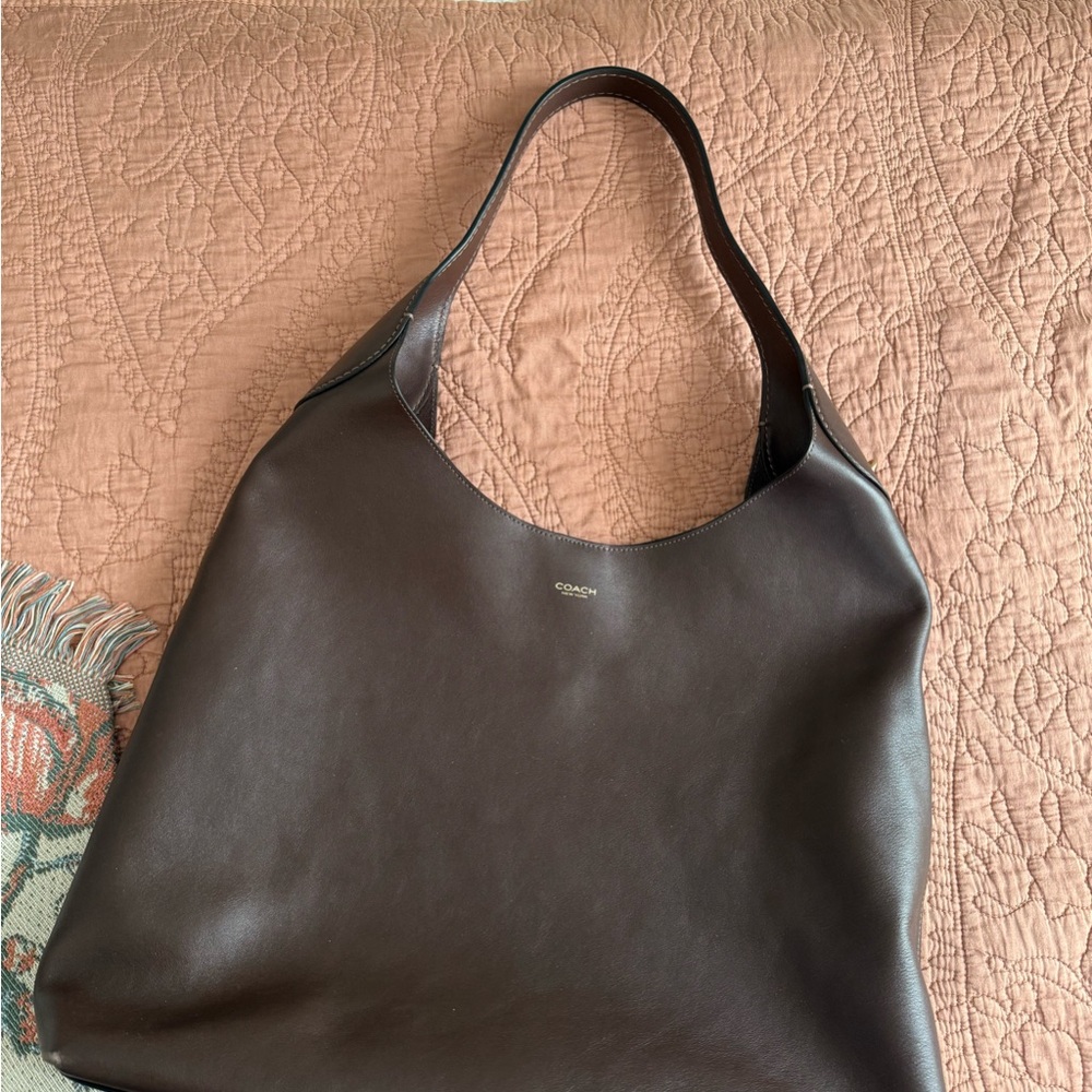 Coach Brooklyn Bag 39 in Maple